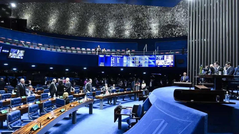 CCJ do Senado aprova voto impresso na reforma eleitoral