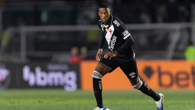 Conmebol diz que tirou suspensão de Plata por ‘integridade’ do jogo