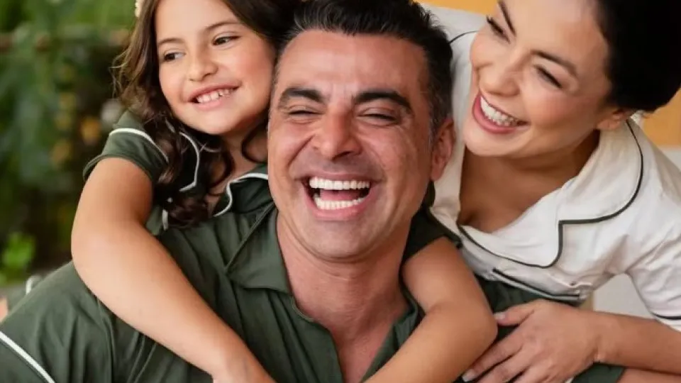 Ex-Rouge Lí Martins homenageia marido JP Mantovani: 'Anjo das nossas vidas'