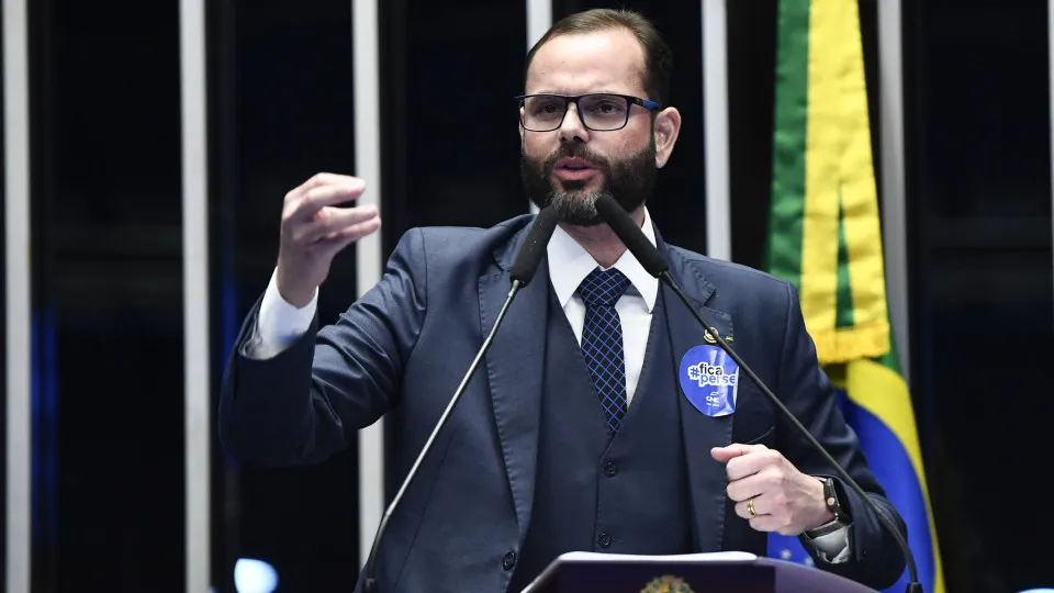 TSE deve julgar aliados de Bolsonaro enquanto ele responde a ação no STF; veja quem são