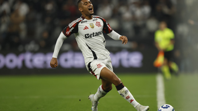 Luisa Stefani vence estreia nas duplas do WTA 1000 de Wuhan, na China