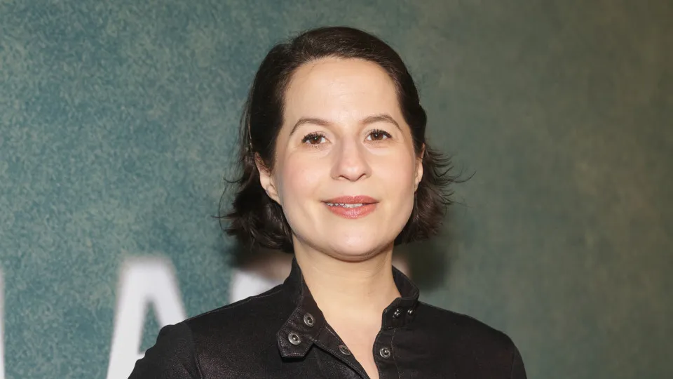 Atriz se afasta de musical após sofrer 3 abortos espontâneos