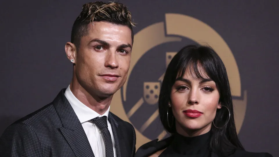 Georgina diz que anel de noivado oferecido por CR7 "era o mínimo"