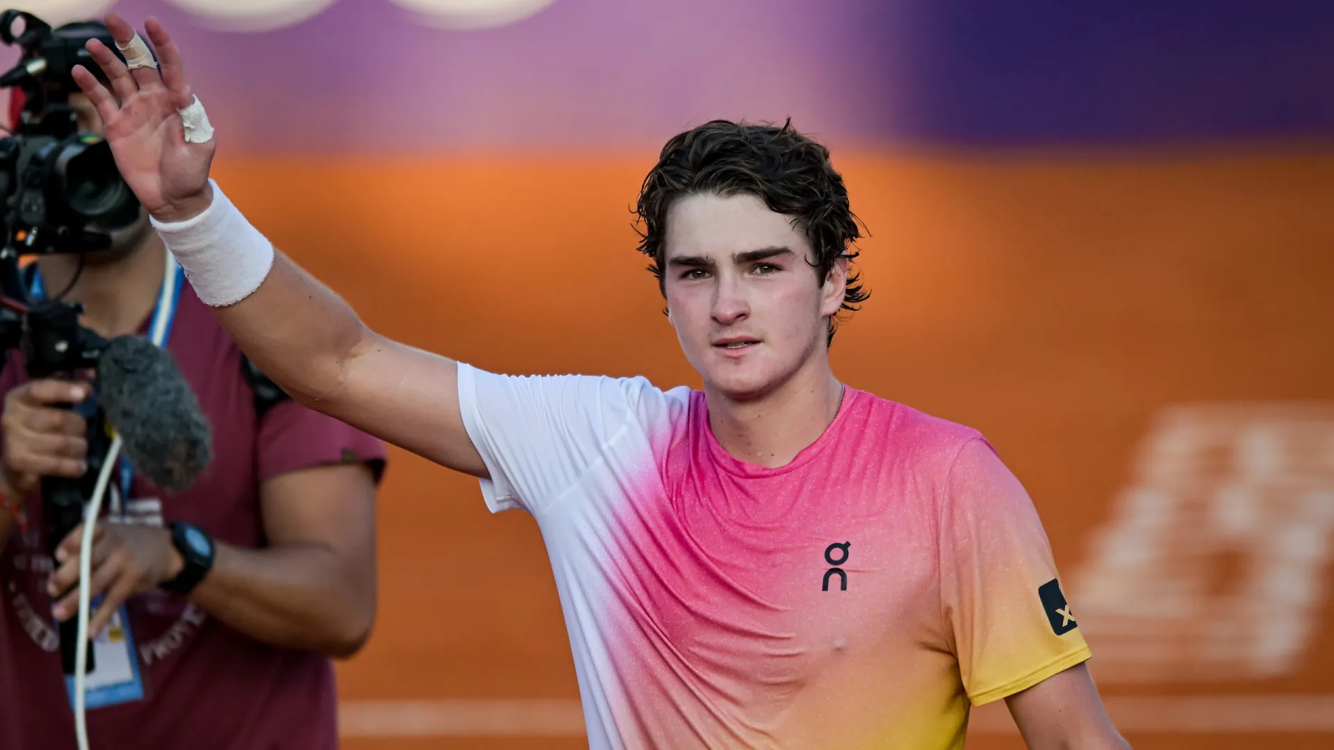 Adversário de Fonseca subiu 640 posições em dois anos e nunca foi campeão