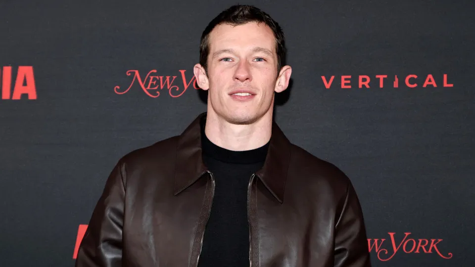 Callum Turner será o novo James Bond, diz jornal britânico