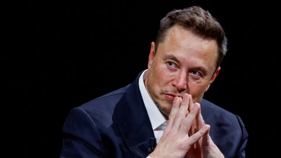Elon Musk pode fundir a SpaceX com a Tesla ou a xAI