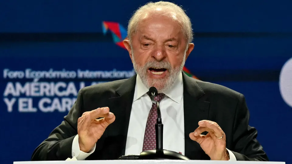 Lula pede ao Congresso prioridade para acordo Mercosul-UE e fim da escala 6x1
