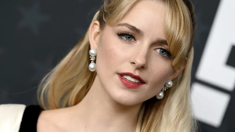 Mckenna Grace é escalada para viver Daphne em série de 'Scooby-Doo'